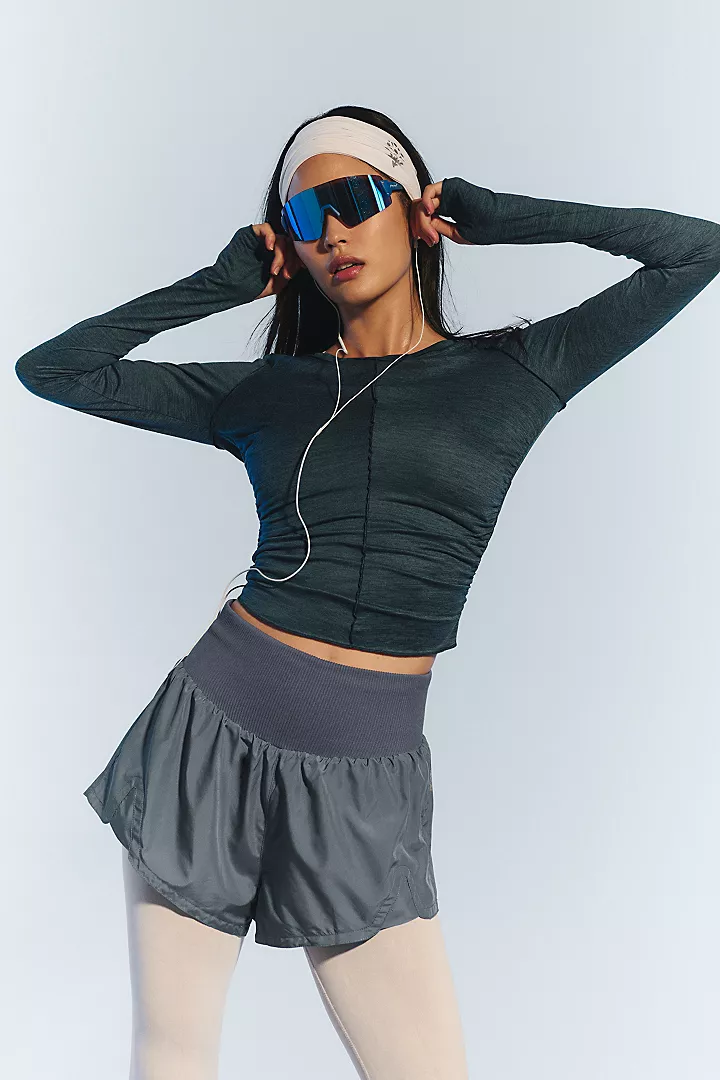 W's Carpe Diem Short