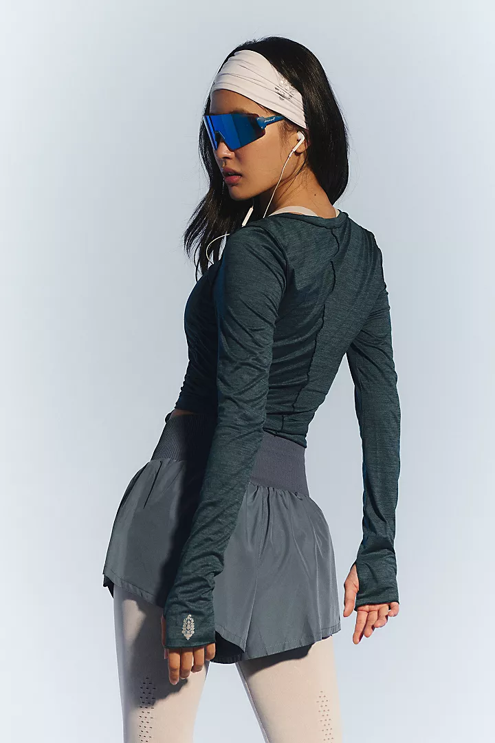 W's Carpe Diem Short