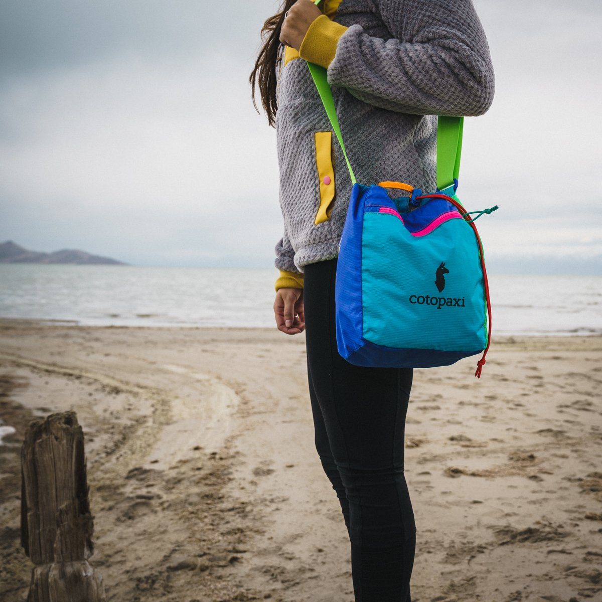 Camaya Satchel - Del Día SURPRISE Satchel