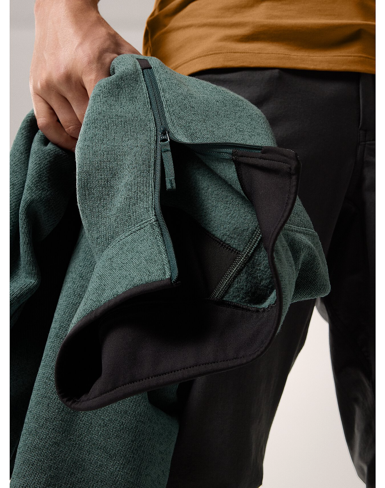 Covert 1/2 Zip Neck Men's — Native Summit Adventure Outfitters Covert 1/2 Zip Neck Men's — Native Summit Adventure Outfitters